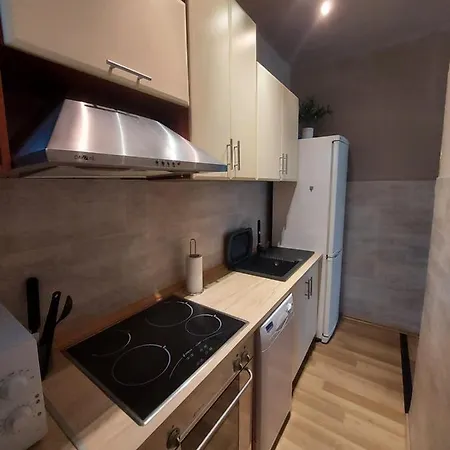 公寓 Molo Apartman *
